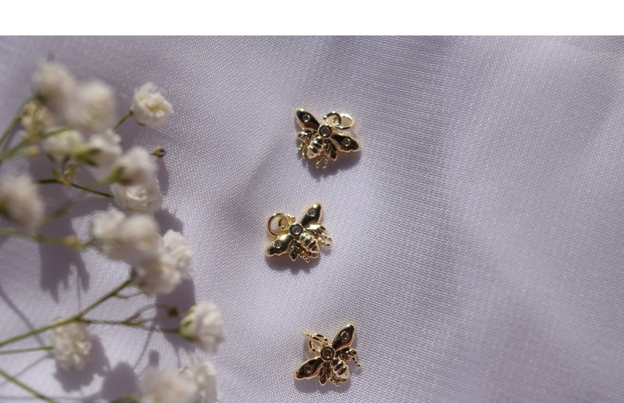 Queen Bee Charm (18K Gold Filled)