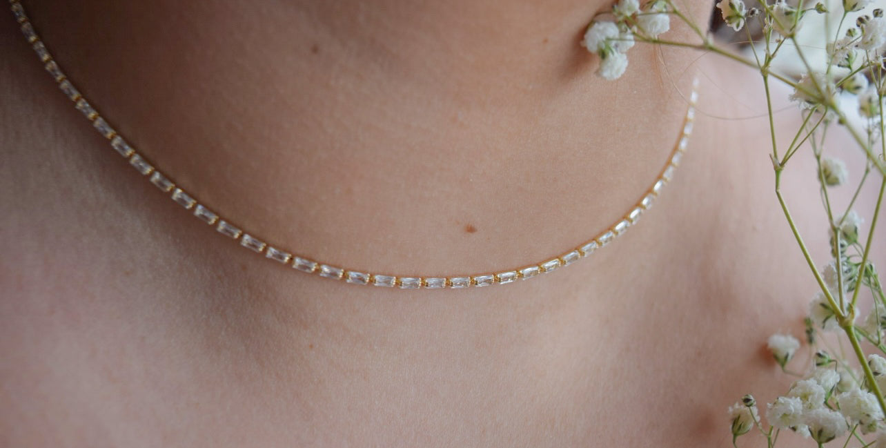 Genevieve Baguette Necklace (18K Gold Filled)