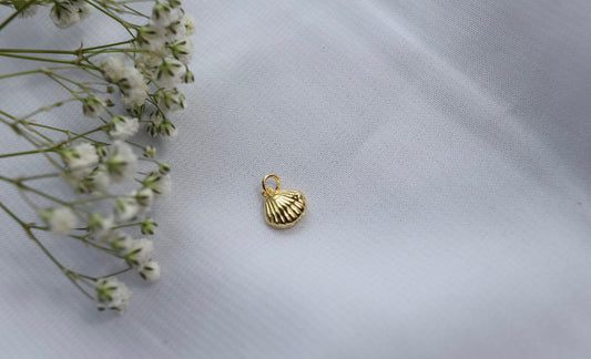 Shell Charm Gold Filled