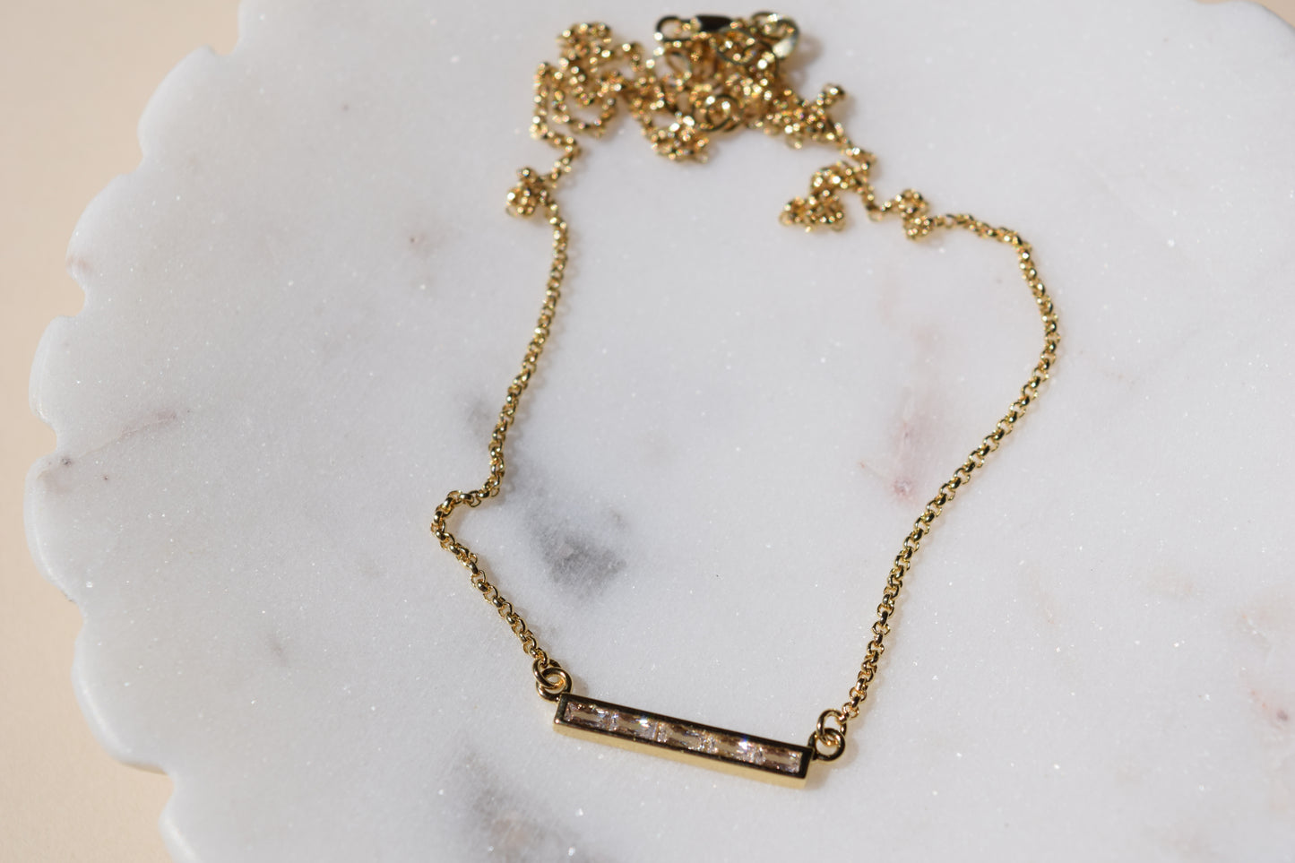 Kamilah Bar Necklace (18K Gold Filled)