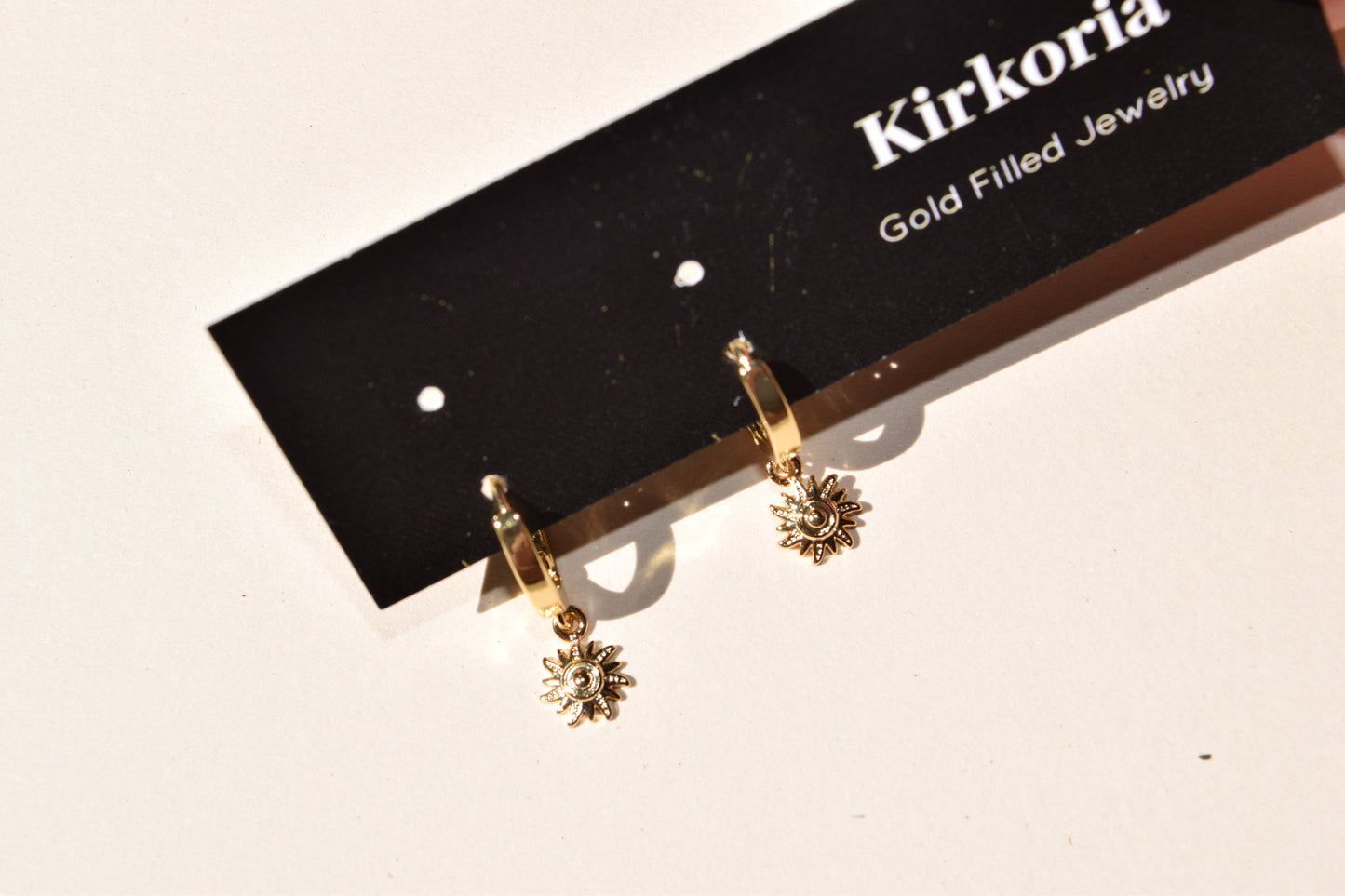 Golden Rays Huggie Earrings (18K Gold Filled)