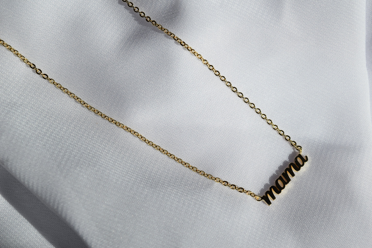 MAMA Necklace (18K Gold Filled)