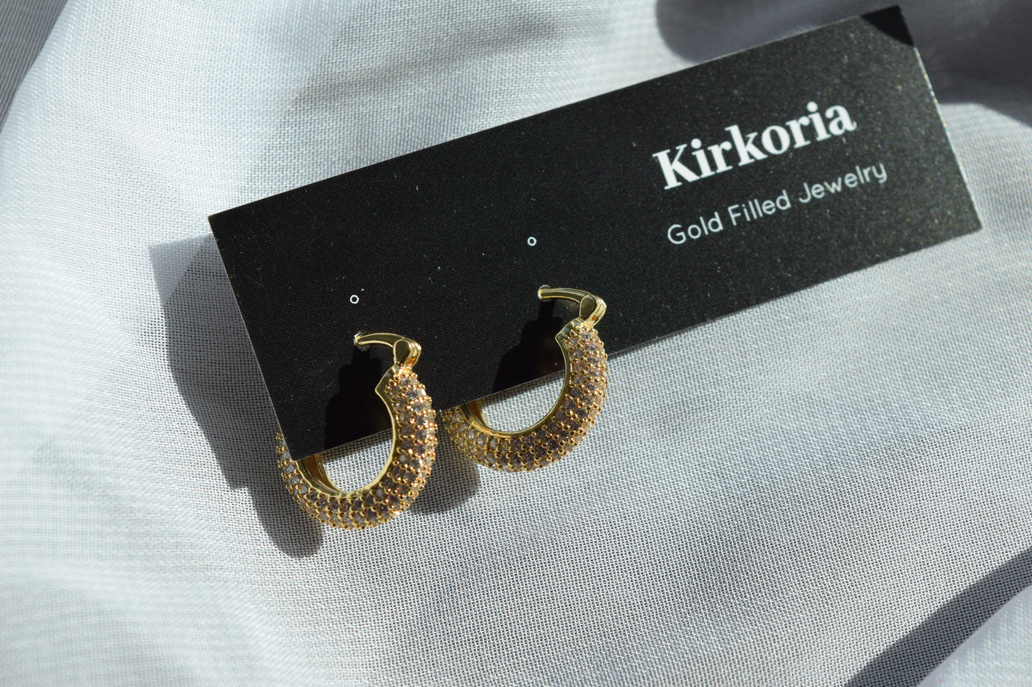 Amora Hoops (18K Gold Filled)