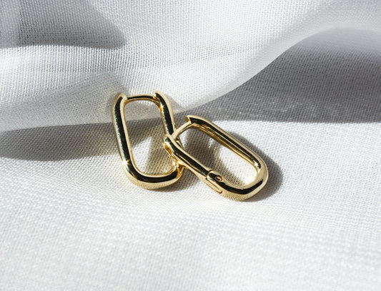 Meredith Rectangle Hoops (18K Gold Filled)