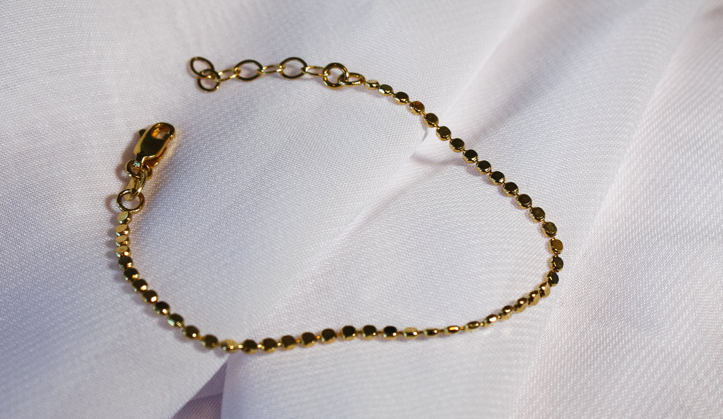 Kassidy Pressed Dot Bracelet (18K Gold Filled)