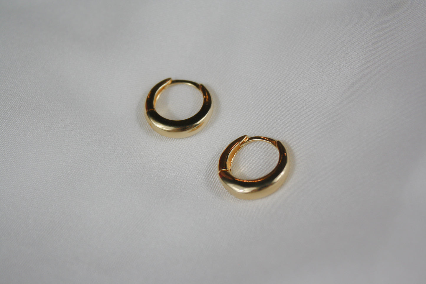 Cosette Hoop Earrings (18K Gold Filled)