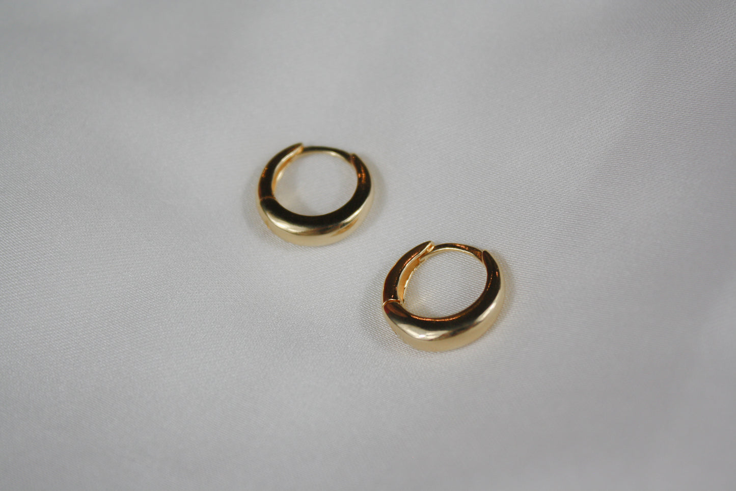 Cosette Hoop Earrings (18K Gold Filled)